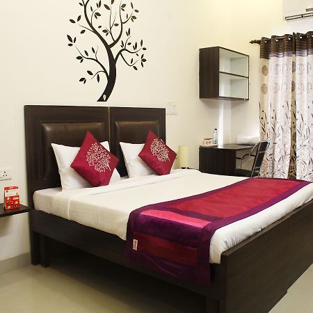 Oyo 2384 Hotel Epic Inn Gurgaon Eksteriør bilde