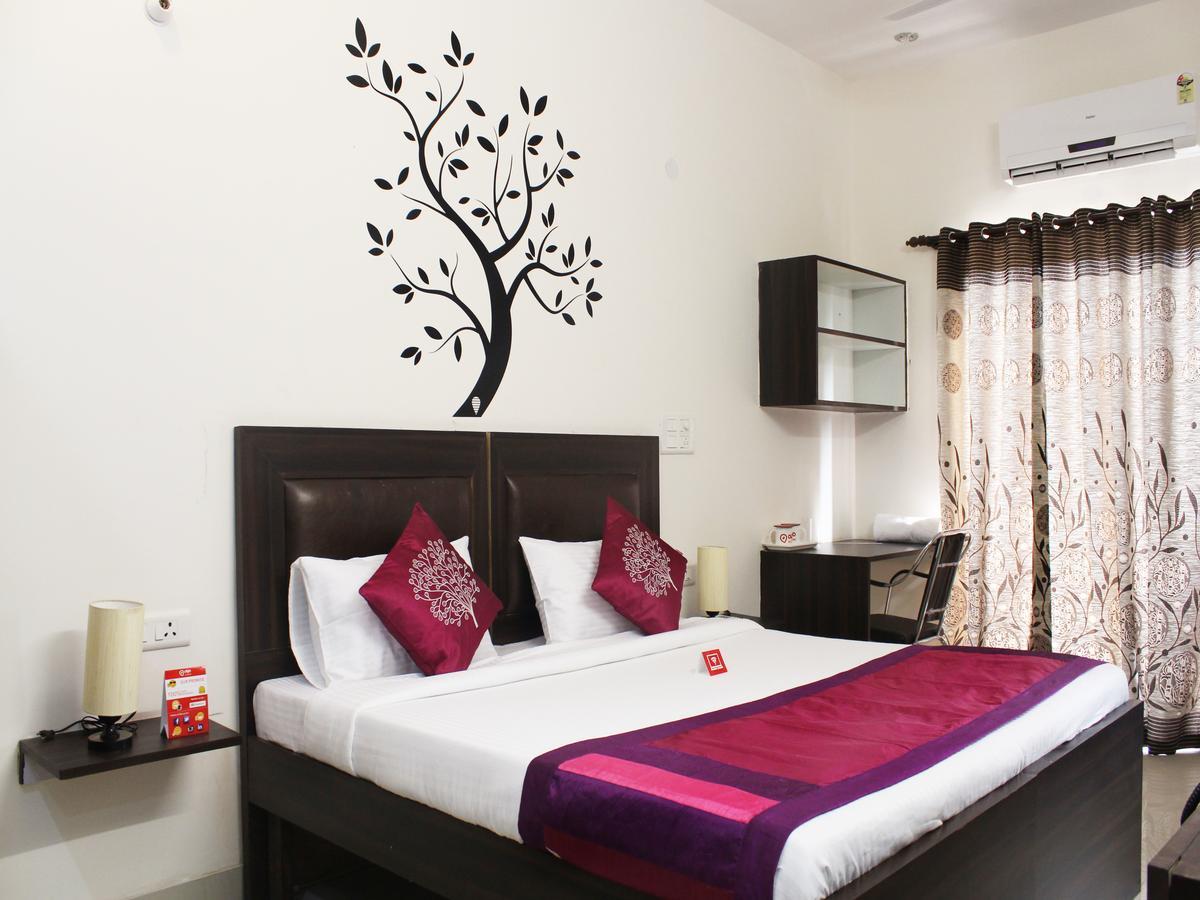 Oyo 2384 Hotel Epic Inn Gurgaon Eksteriør bilde