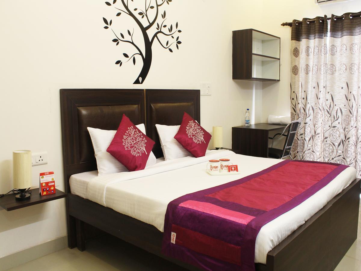 Oyo 2384 Hotel Epic Inn Gurgaon Eksteriør bilde