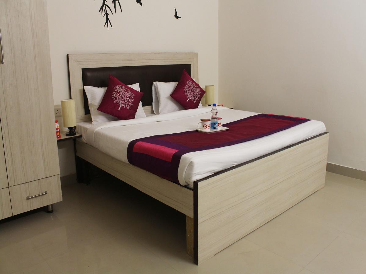 Oyo 2384 Hotel Epic Inn Gurgaon Eksteriør bilde